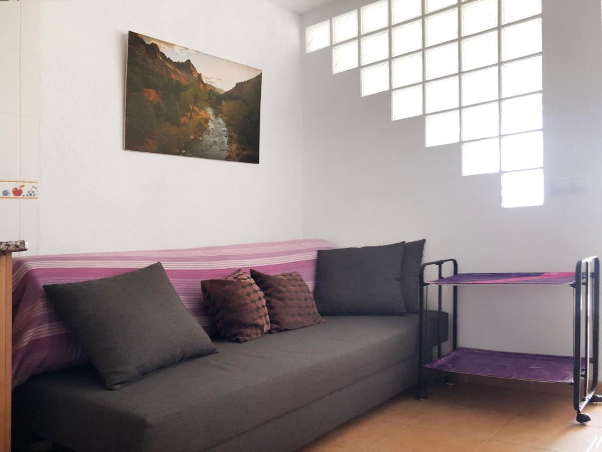 Lovely Studio With Seaview 700M From The Beach La Cala Del Moral Bagian luar foto
